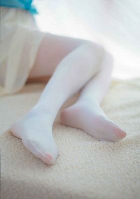 张柏芝54张无删码艳照在线播放_720在线视频观看