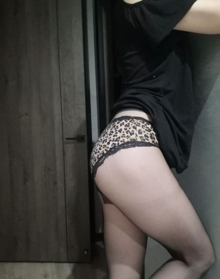 千鹤先生电视剧免费观看_高清点播免费观看最新