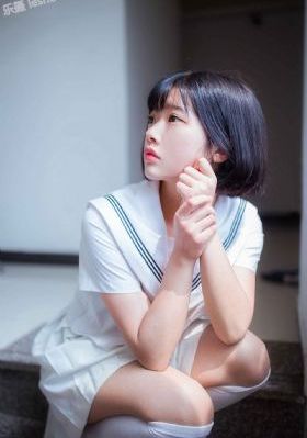 蜜桃成熟4_十万网红美女美酱