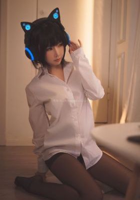 无内裤秘书_在线观看免费版