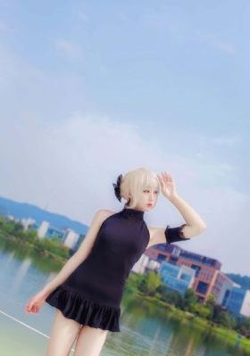 美女露出让男生揉的小说_HD手机免费观看完整